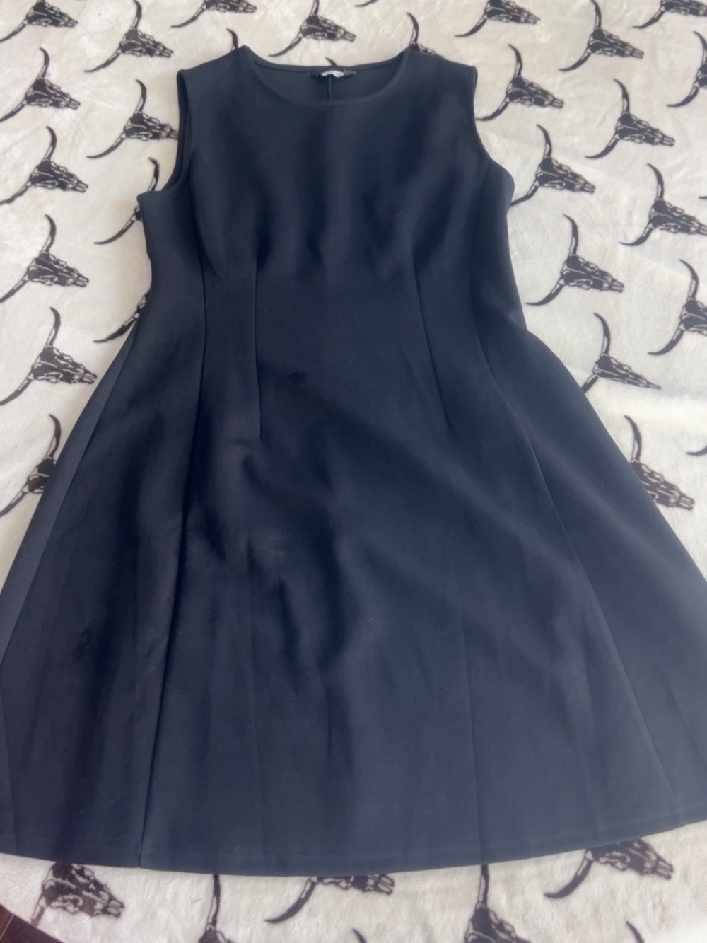 PrettyGarden Black Fit & Flare Sleeveless Skater Dress Size M